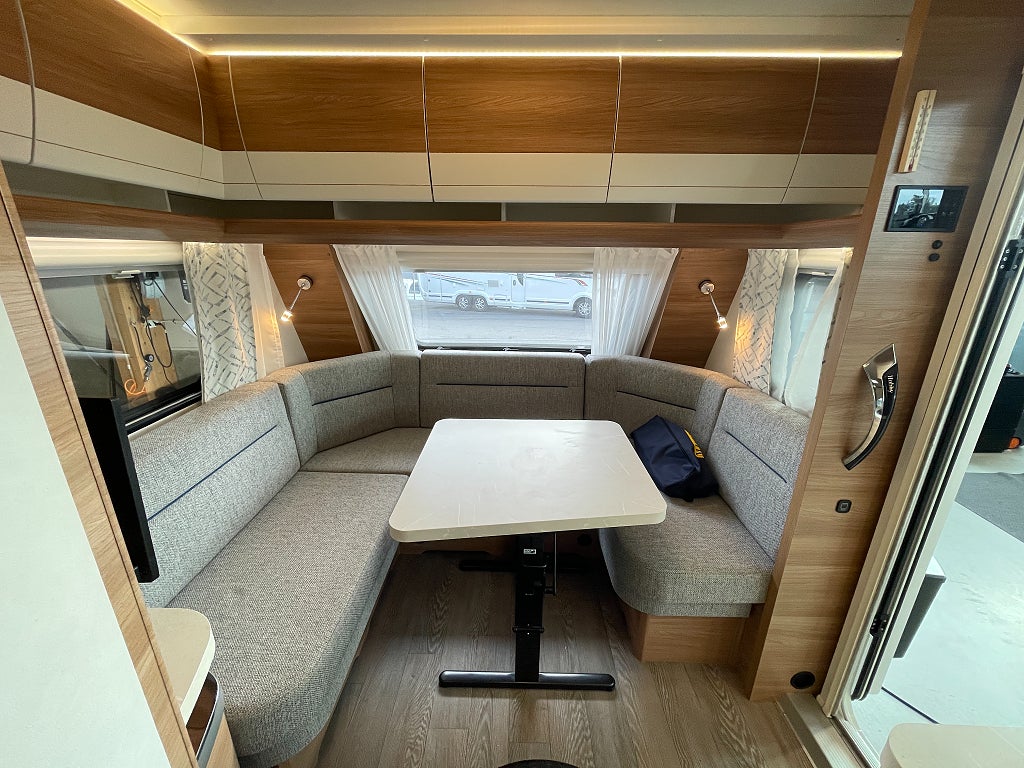 Hobby 460 LU De Luxe / Köp nu – hämta till våren! - Hobby