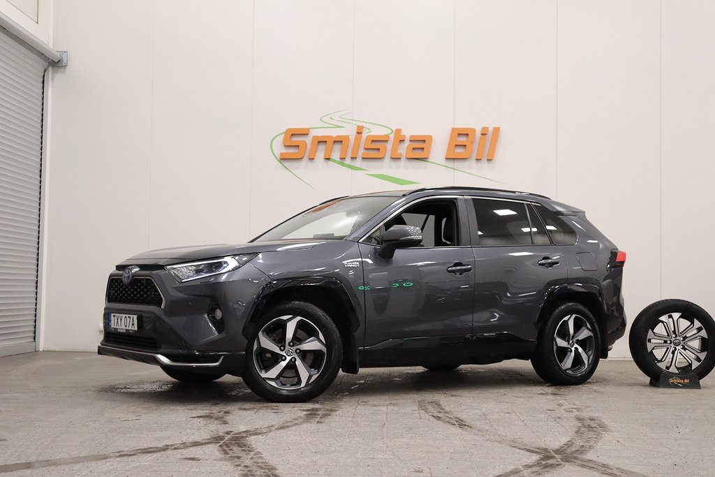 Toyota RAV4 Plug-in Launch Edition DRAG ADAPTIV-FART M-VÄRM