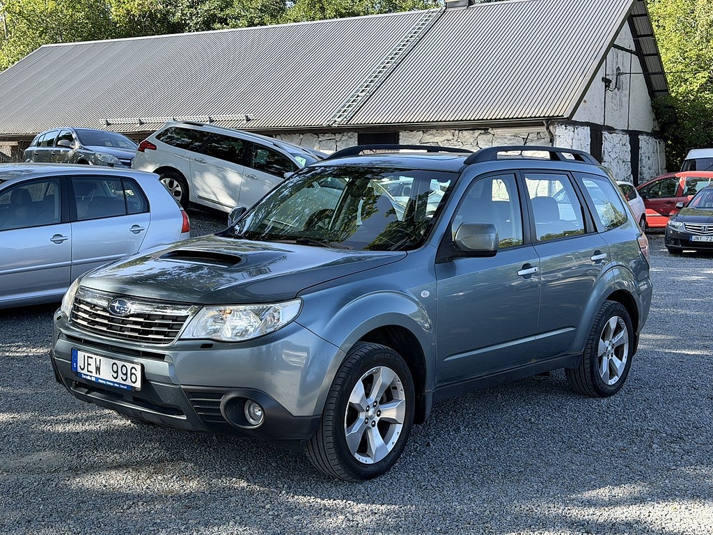 Subaru Forester 2.0 4WD Manuell, pano, skinn, drag, 147hk, 2009