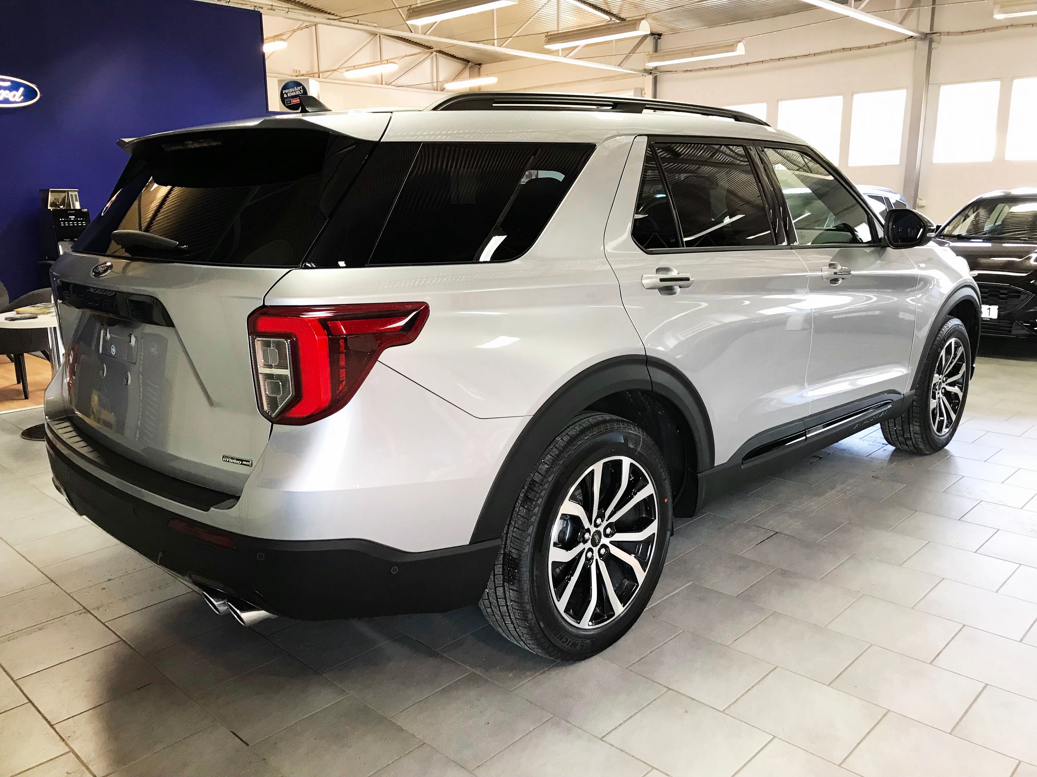 Ford Explorer 2021, photo 2/46