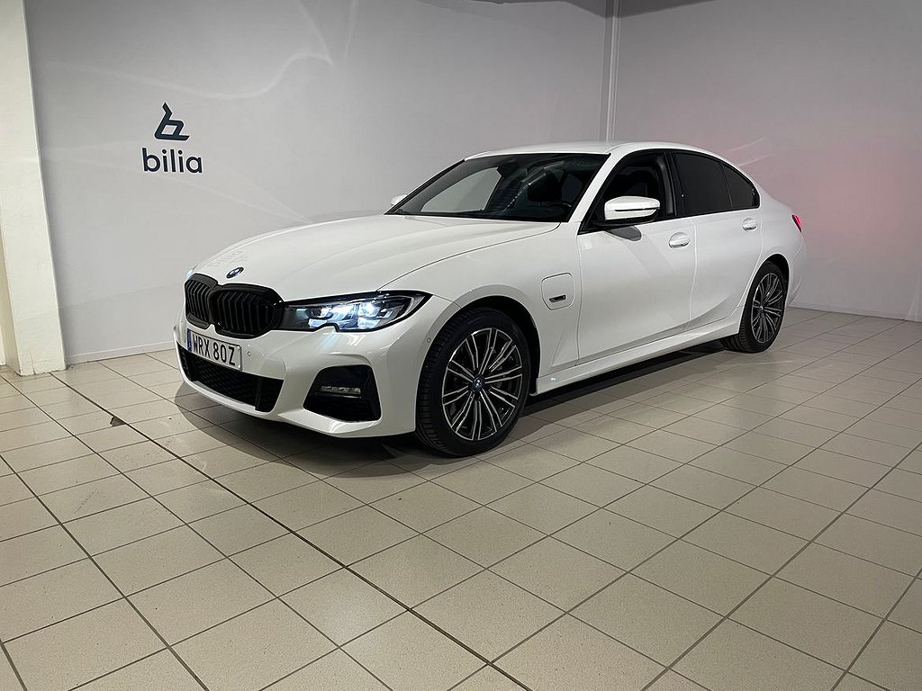 BMW 330e xDrive Sedan M-Sport | Drag | HiFi Högtalarsystem |