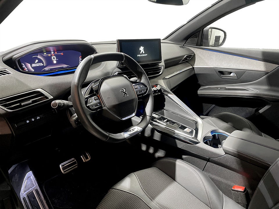 Bild på Peugeot 3008 GT 1.2 PT 130hk Aut - INK. TRYGGHETSPAKET