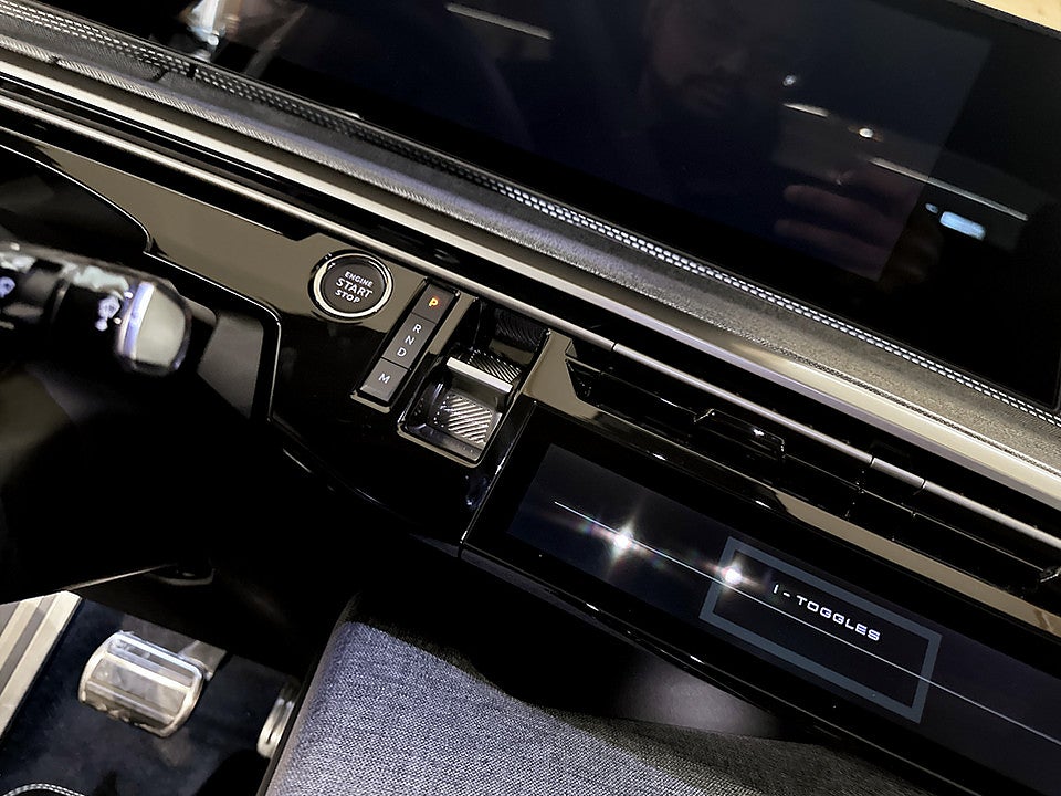 Bild på Peugeot 3008 Edition Hybrid - INK SERVICEAVTAL