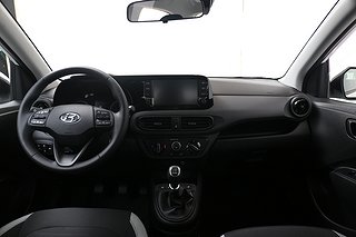 Halvkombi Hyundai i10 7 av 18