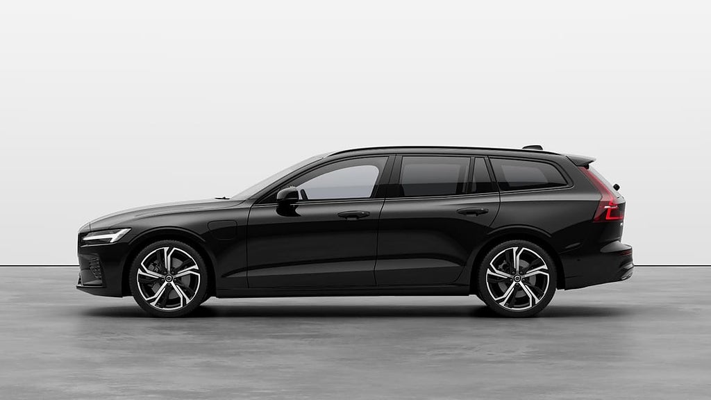 Volvo V60 T6 Plus Dark Nordic Edition Lagerbil Redo för Omg Lever...