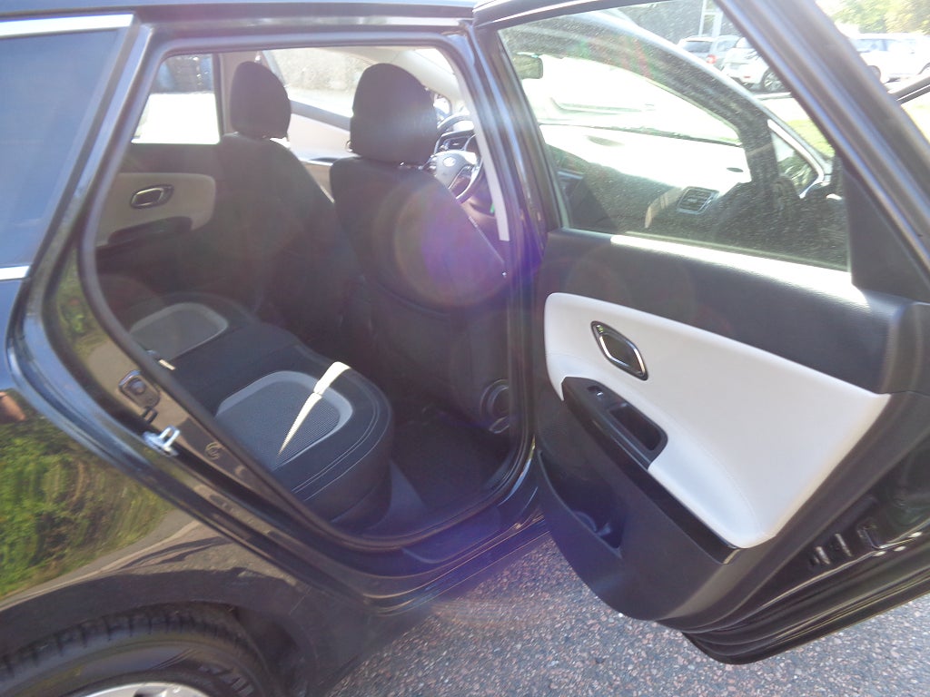 Kia cee'd_sw 1.6 CRDi Automatic, 128hp, 2014