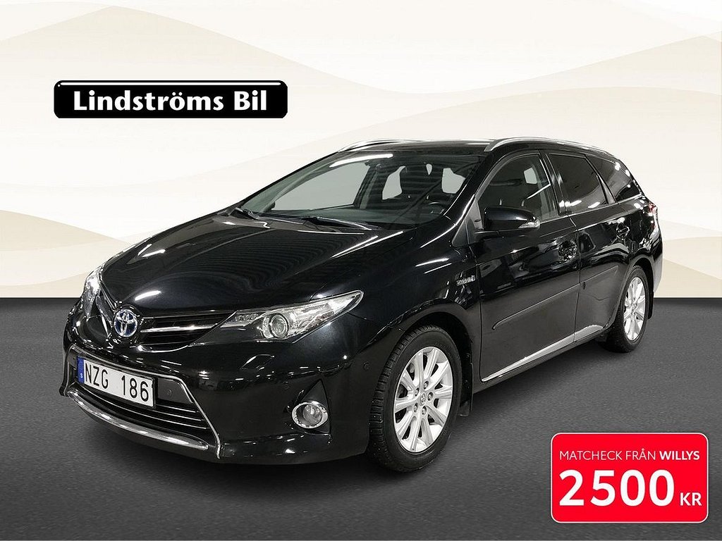 Toyota Auris Touring Sports Hybrid 1.8 Executive Vinterhjul