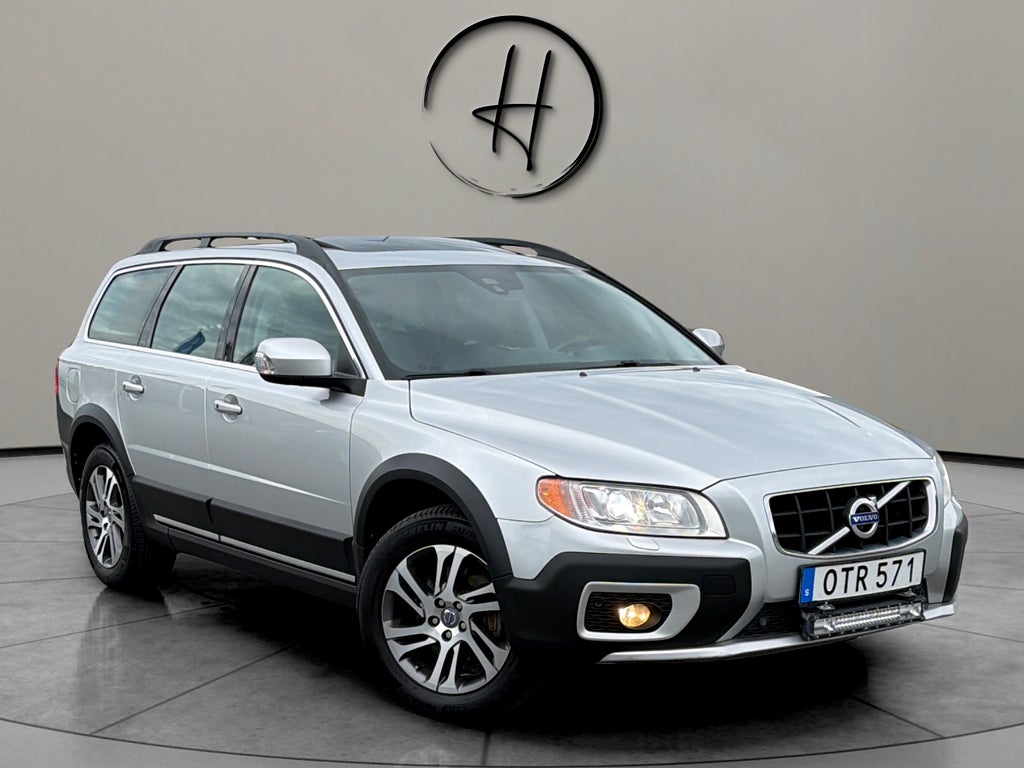 Volvo XC70 D4 163hk AWD Drag Skinn Taklucka Kamera * Nybytt Kamrem
