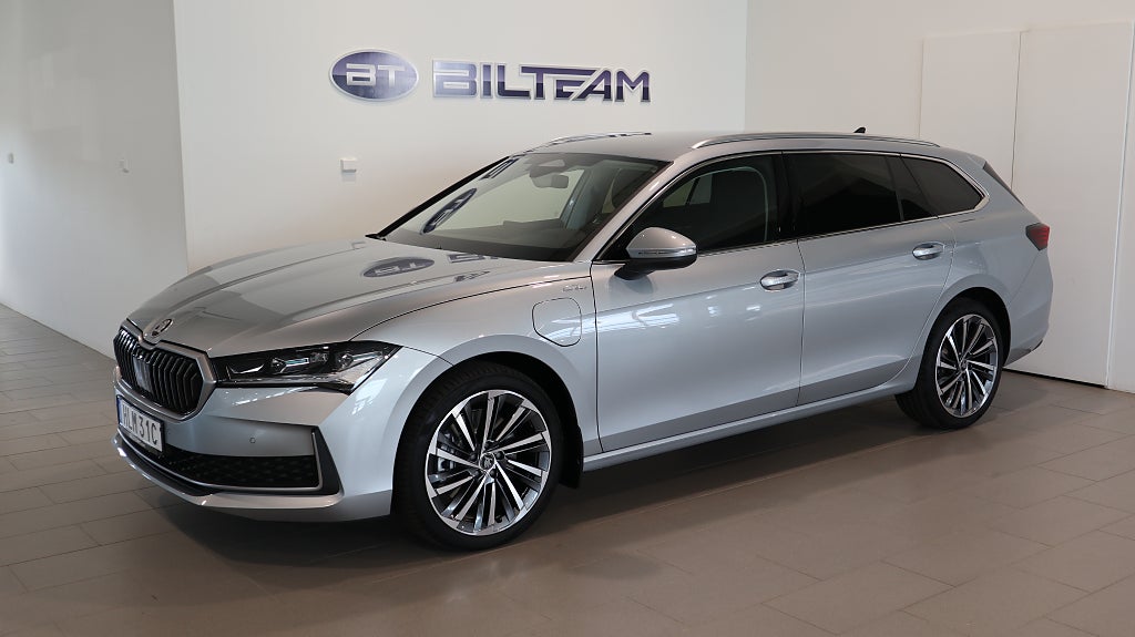 Skoda Superb Combi L&K 1,5 TSI IV 204 DSG, Drag