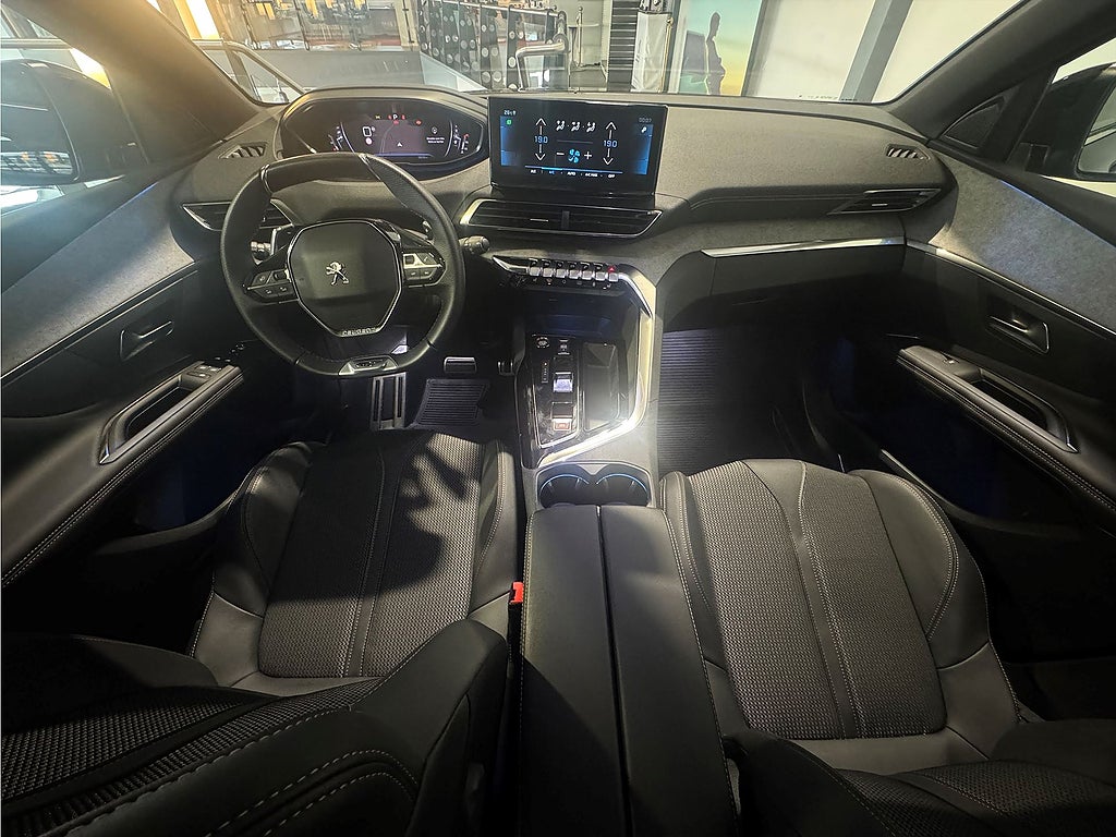 Bild på Peugeot 3008 GT 1.2 PT 130hk Aut - B-KAMERA, NAVI