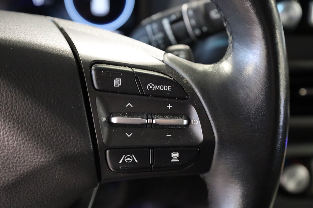Hyundai Kona 39.2 kWh Essential Navi Kamera Krell Keyless CarPlay 2022