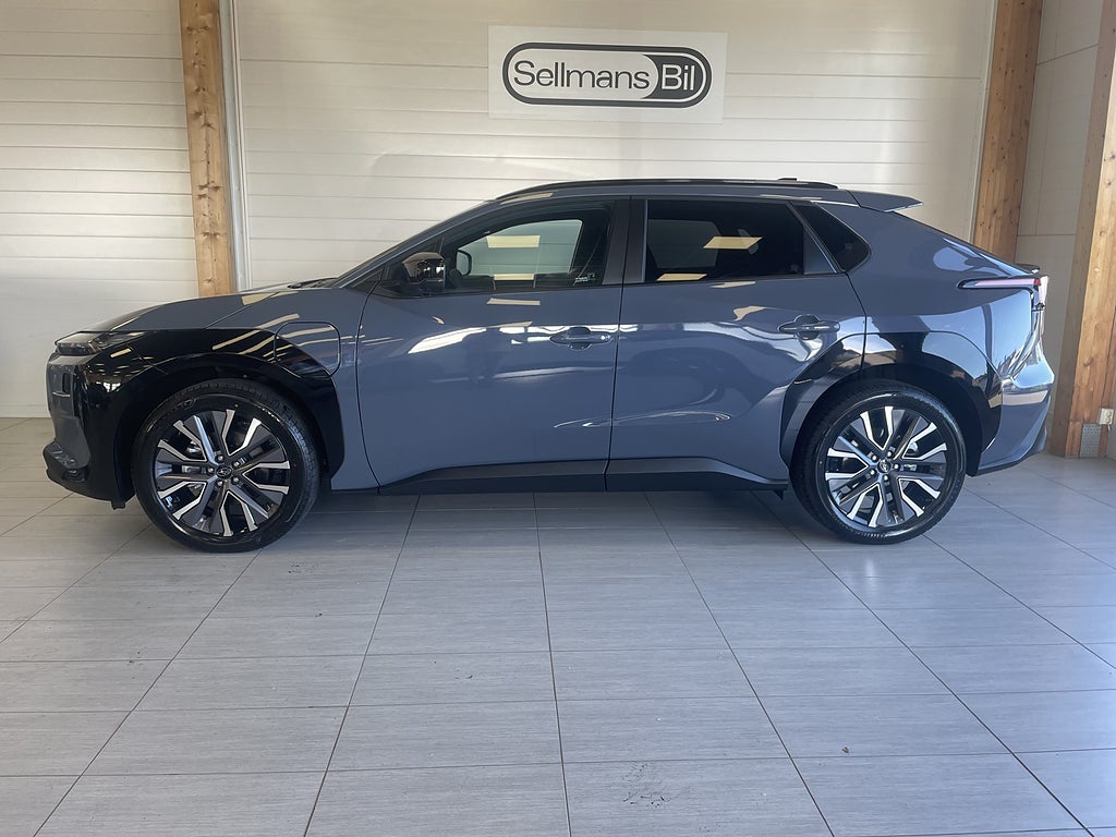 Subaru Solterra Touring + 74.7 kWh AWD 10 års Garanti