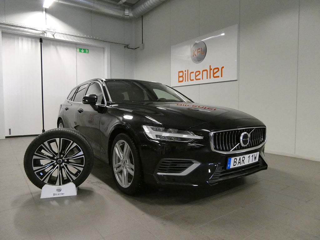 Volvo V60 Recharge T6 AWD *JANUARIREA* Kam-Värm *Longrange* 
