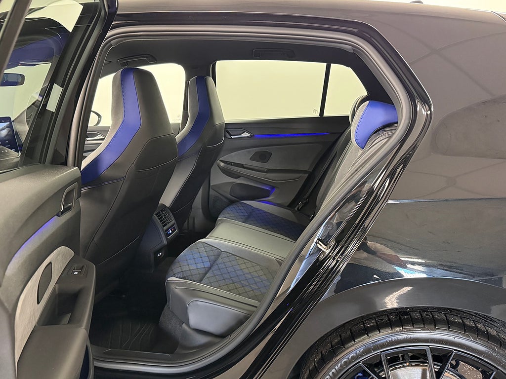 Volkswagen Golf 2025 - miniatyr 12