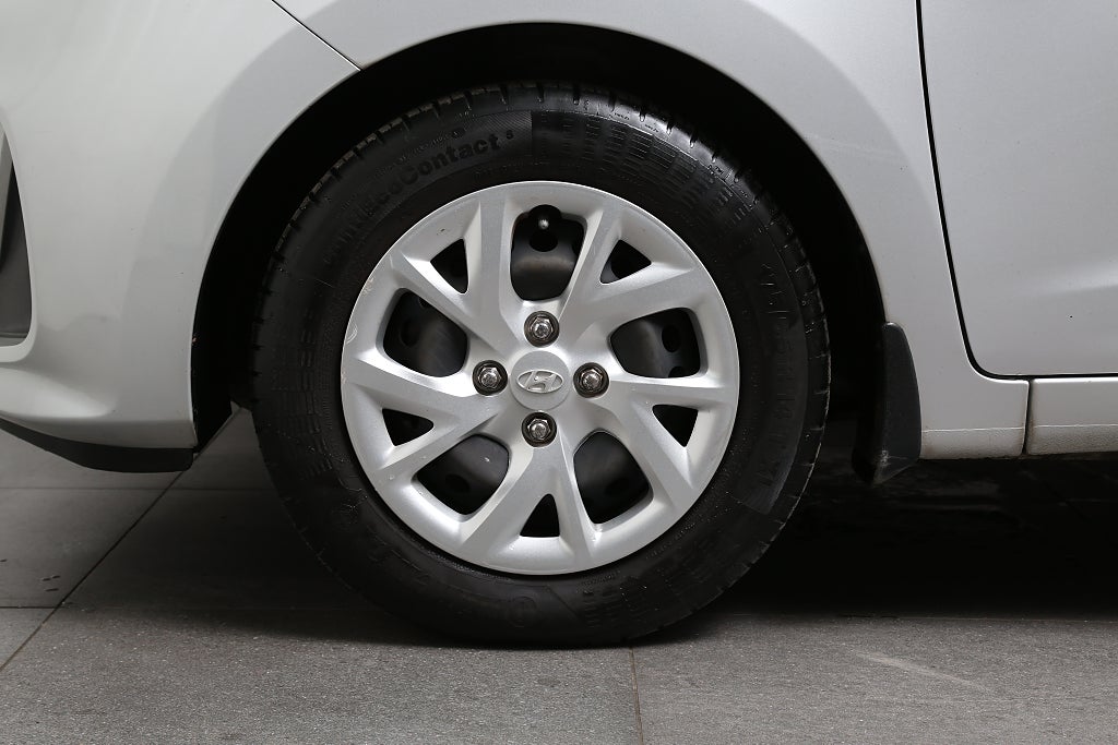 Hyundai i10 1,0 blue 67hk Comfort Aut Bluetooth 1ägare P-sensor 2017