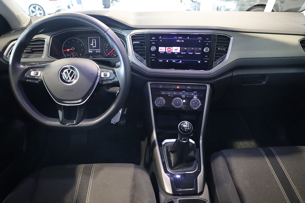 Volkswagen T-Roc 1.0 TSI 110HK M-Värme Mirror Link PDC Blåtand 2021