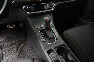 Halvkombi Hyundai i30 23 av 26