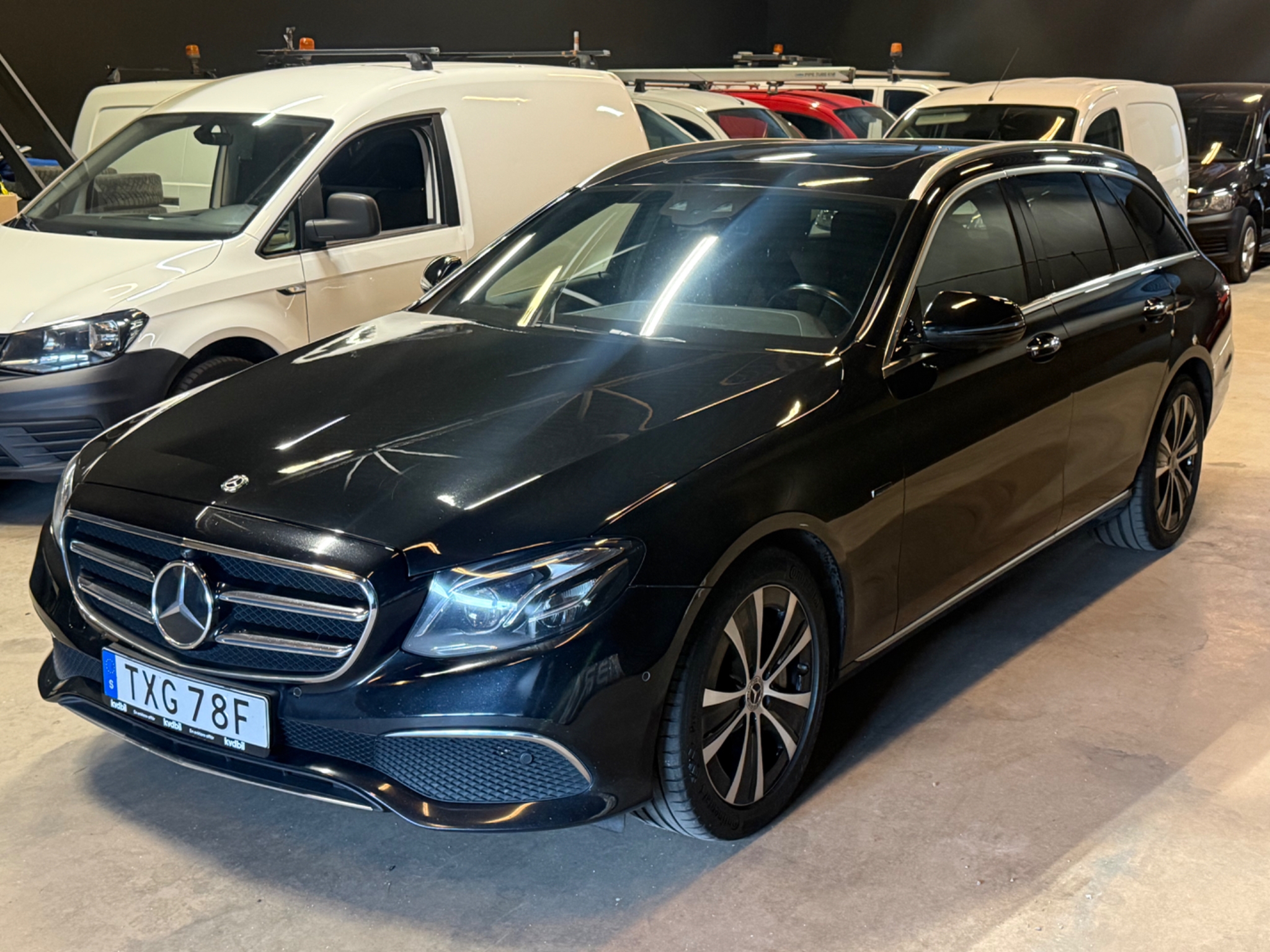 Mercedes-Benz E 2019, bild 2/10