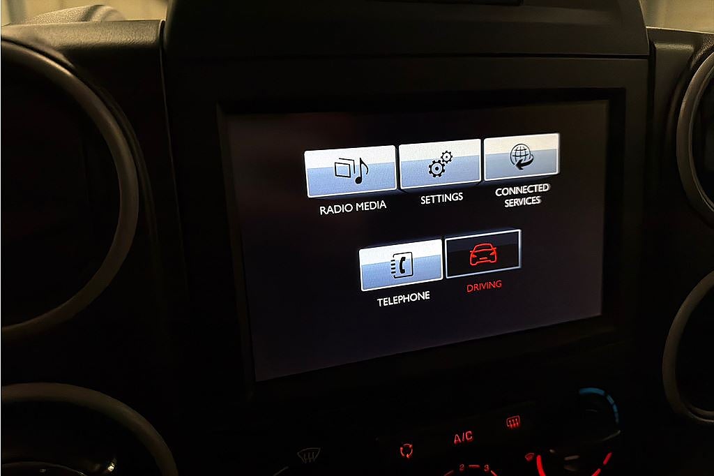 Citroën Berlingo Van 1.6 BlueHDi, Inredning, Kamrem bytt