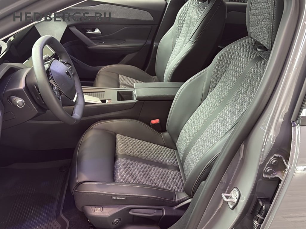 Peugeot 308 sw Allure Hybrid 145 hk  thumbnail