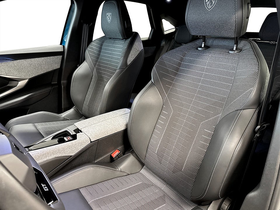 Bild på Peugeot 3008 GT Hybrid 145hk Aut CARPLAY KEYLESS