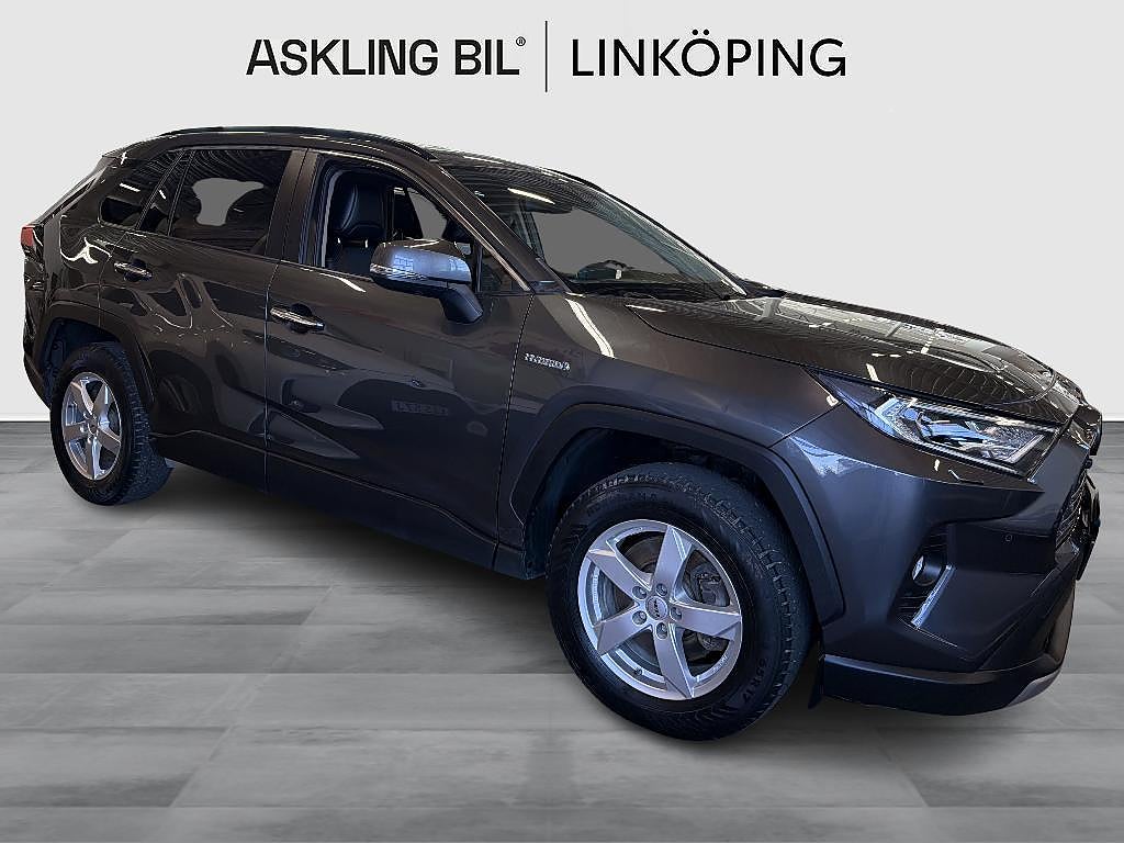Toyota RAV4 2020 - miniatyr 3