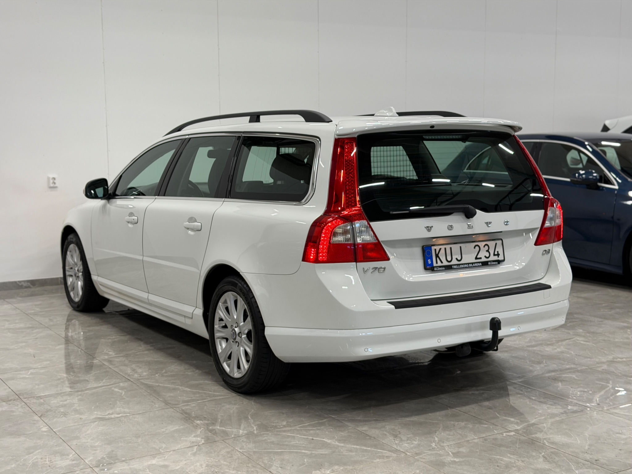 Volvo V70 2011, kuva 7/10