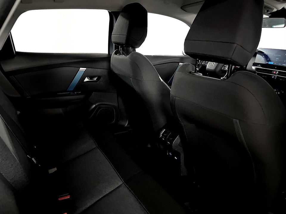 Bild på Citroën e-C4 Feel 50kWh 136hk Aut CARPLAY RATTVÄRME
