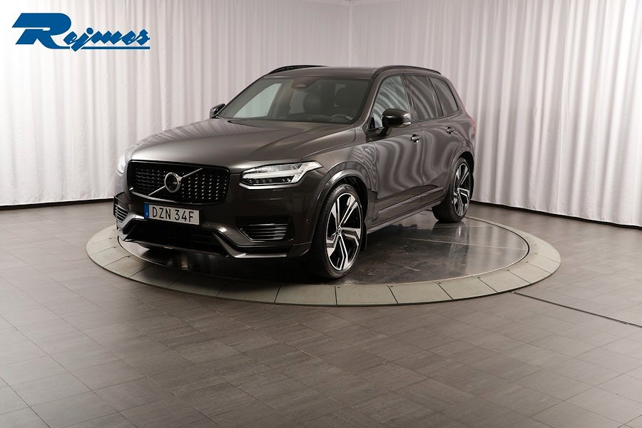 Volvo XC90 Recharge T8 Ultimate Dark Edition.