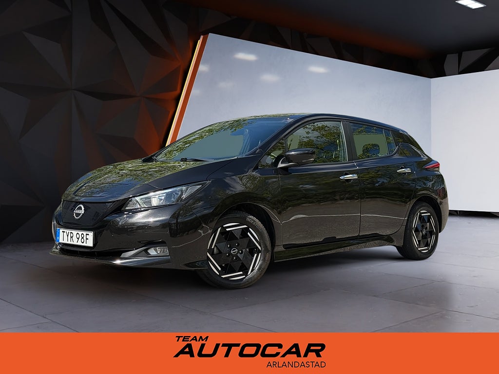 Nissan Leaf Acenta ReLease Superkampanj Backkamera AppleCarplay