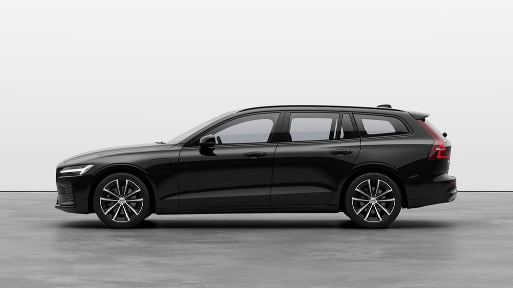 Volvo V60 T6 Plus Dark Edition *Rabattkampanj!