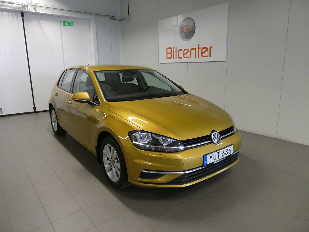 Volkswagen Golf 5-dörrar 1.0 TSI Base Carplay-PDC-SoV