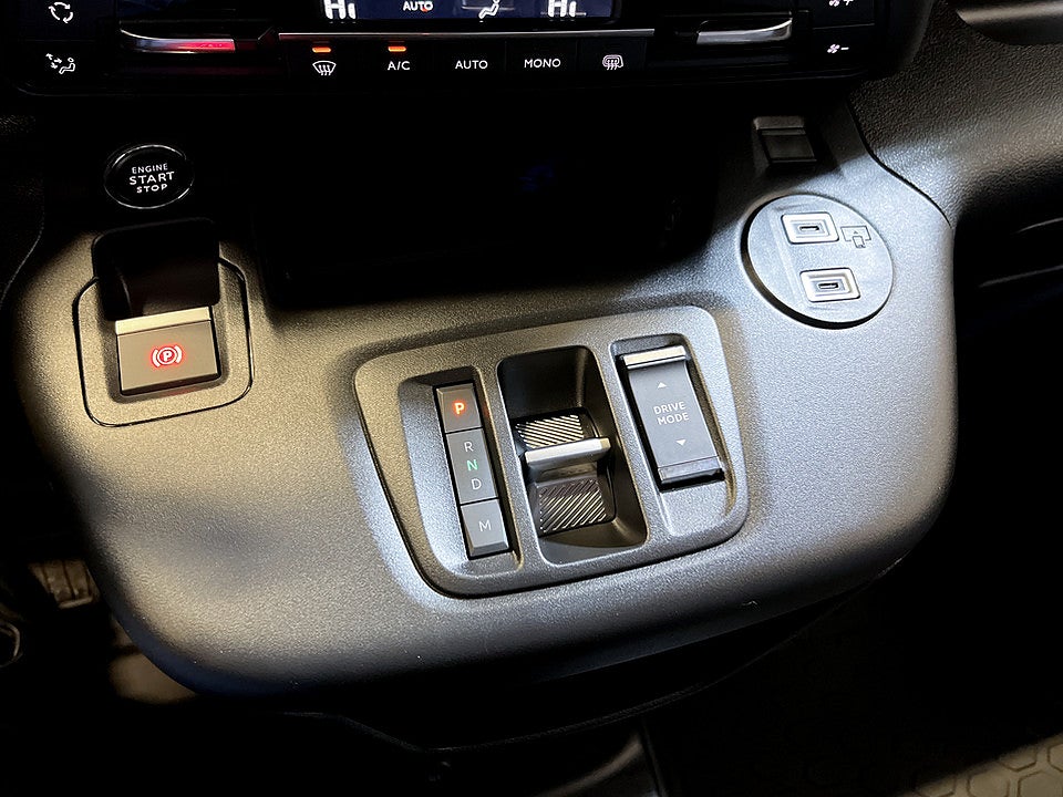 Bild på Peugeot Partner Plus 130hk Aut L2 - EDITION! SERVICE & V-HJUL INGÅR!