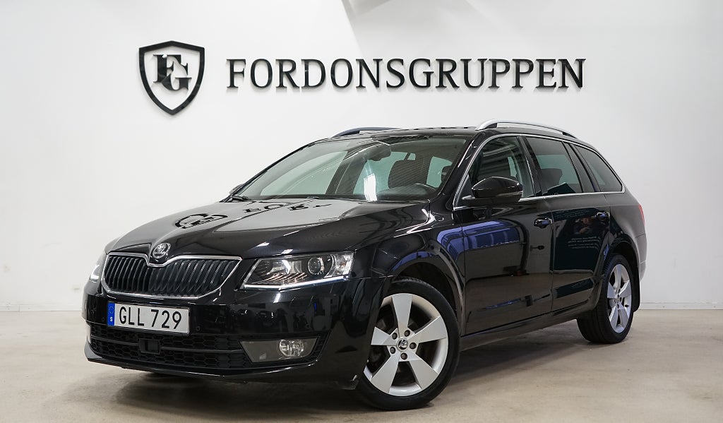 Skoda Octavia 1.6 TDI Style / Premium / D-Värmare / Drag / SE SPEC
