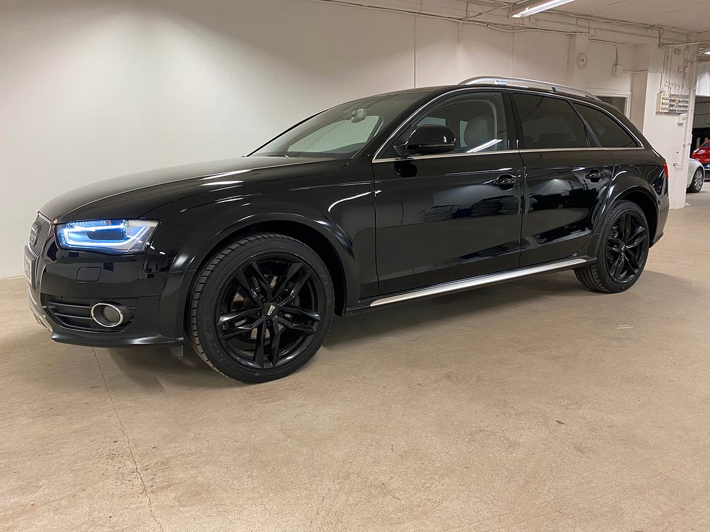 Audi A4 allroad 2.0TDI Sport 190Hk Värmare Drag GPS SoV-hjul