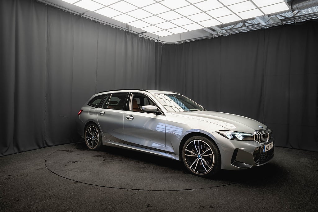 BMW 330e xDrive M Sport LÄDER DRAG ELSTOL ADAPTIV-FART 19'' MOMS