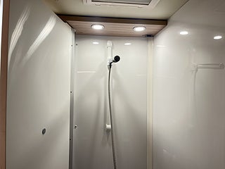 Husbil-integrerad Bürstner LYSEO TIME LIMITED 21 av 26