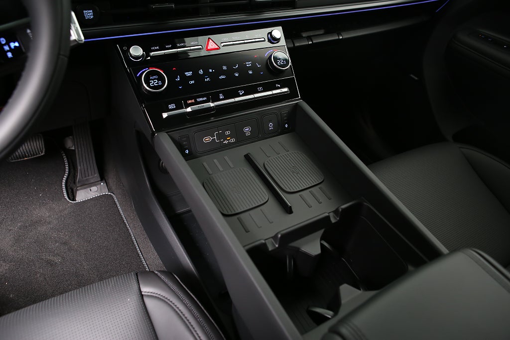Hyundai Santa Fe 4WD Plug-in Calligraphy - Business Lease 2027