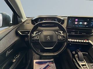 Peugeot 3008 HYBRID4 300 EAT Allure S&V-hjul/Carplay/360/Nav/Keyless – bild 9