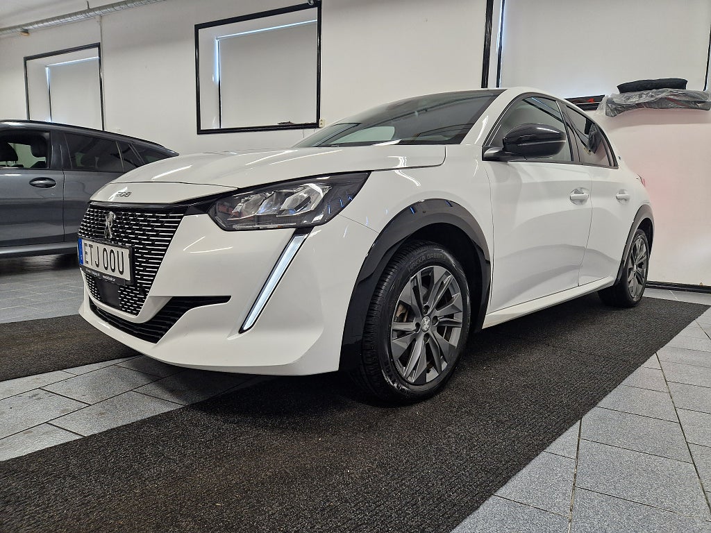 Peugeot E-208 50 kWh 136 hk Cockpit SoH 97% Carplay Nybes 