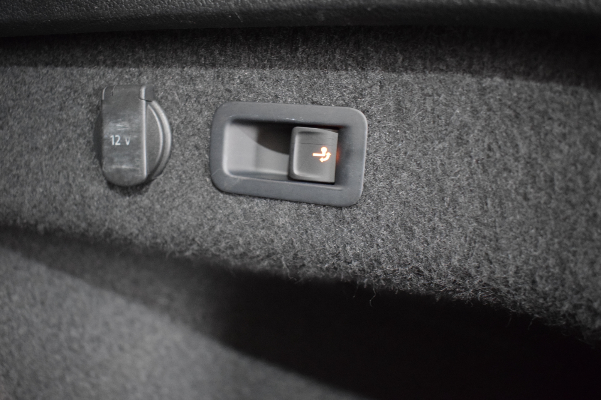 Volkswagen Passat 2019, bild 7/54