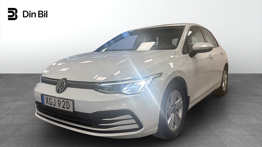 Volkswagen Golf eTSI110 DSG P-värmare/P-sensorer