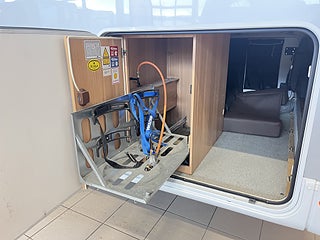 Husbil-halvintegrerad Dethleffs T 6611 8 av 23