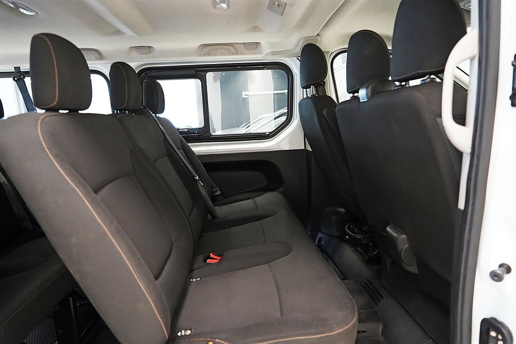 Renault Trafic 2019 - miniatyr 11