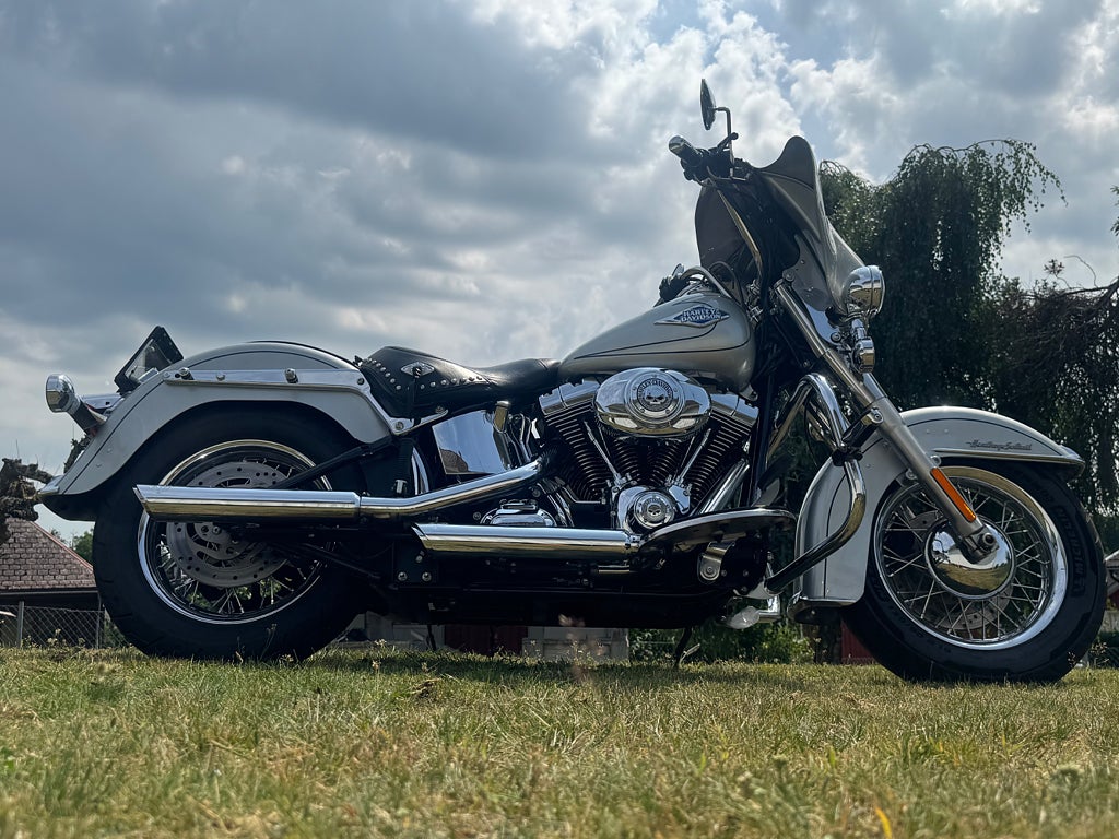 Harley-Davidson Heritage Softail Classic 1.6 FLSTC RESERVERAD