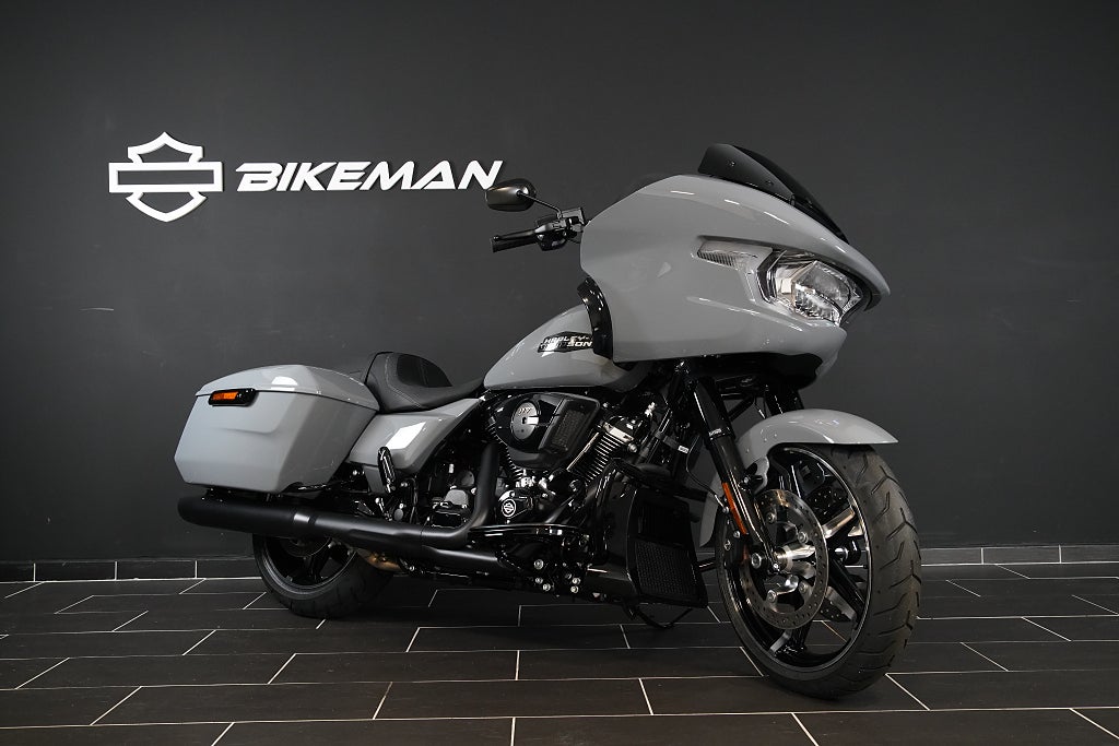 Harley-Davidson FLTRX Road Glide 117" Kampanjpris passa på!
