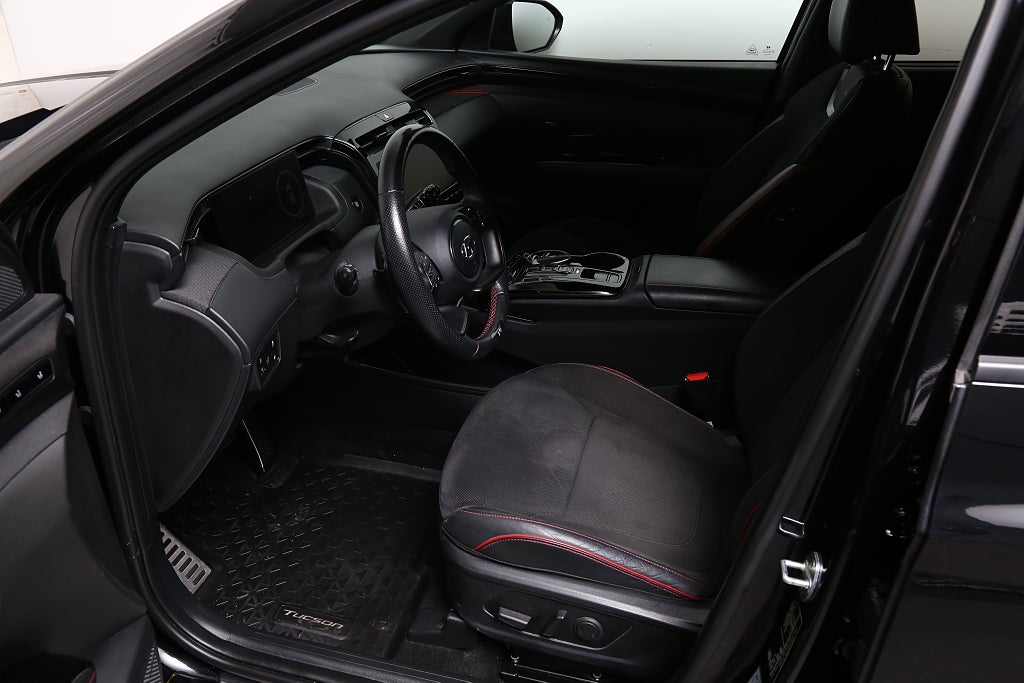 Hyundai Tucson 1,6T-GDi PHEV 265hk Aut N-Line 4WD 360° Minne Dragkrok 2022