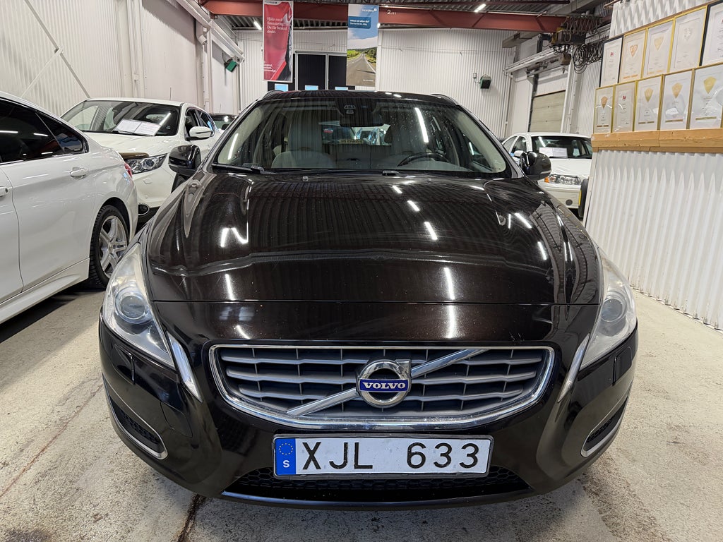 Volvo V60 D3 Momentum 163hk Drag Nybes