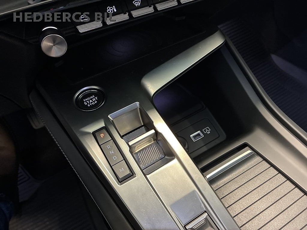 Peugeot 308 1.2 PureTech 130 AUT Allure thumbnail