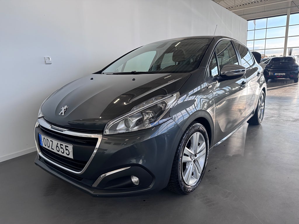 Peugeot 208 1.2 PureTech 82 STYLE | Panorama | P-sensor |